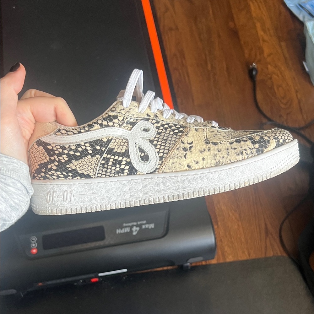 John Geiger GF-01 Natural Pythoon Sneakers
